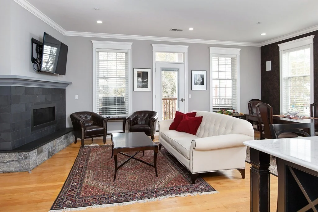 2 bed, 2 bath apartment for rent at 361 4th St Unit 4, South Boston — photo 2 of 14