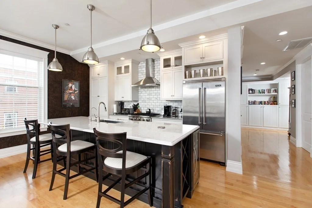 2 bed, 2 bath apartment for rent at 361 4th St Unit 4, South Boston — photo 4 of 14