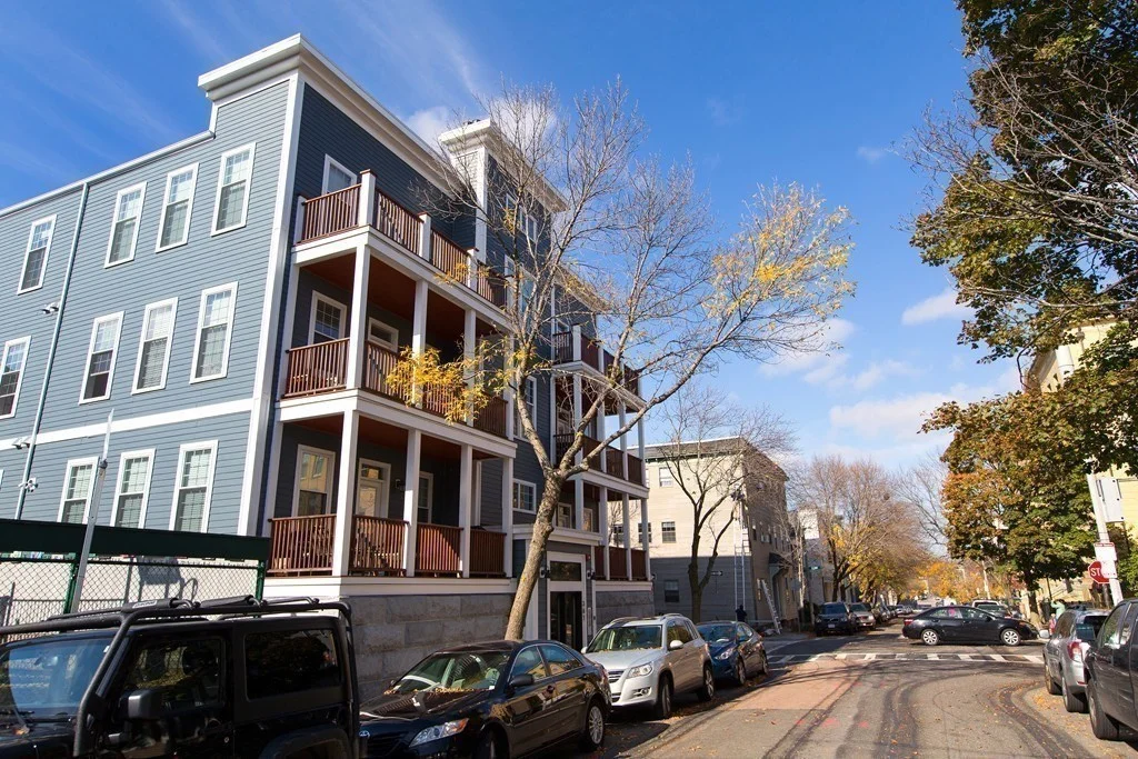 2 bed, 2 bath apartment for rent at 361 4th St Unit 4, South Boston — photo 14 of 14