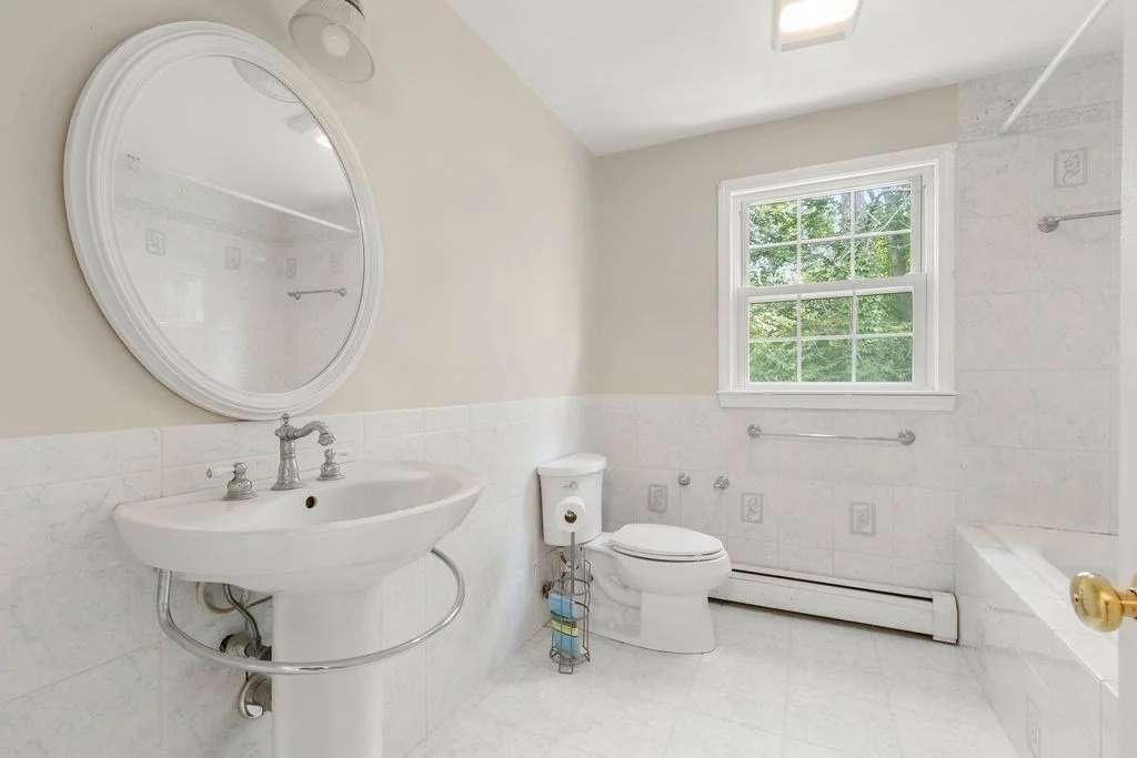 3 bed, 2 bath apartment for rent at 361 Cumberland Ave Unit 0, North Attleboro — photo 13 of 34