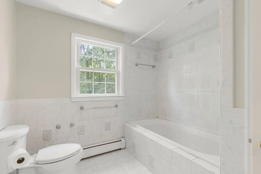 3 bed, 2 bath apartment for rent at 361 Cumberland Ave Unit 0, North Attleboro — photo 12 of 34