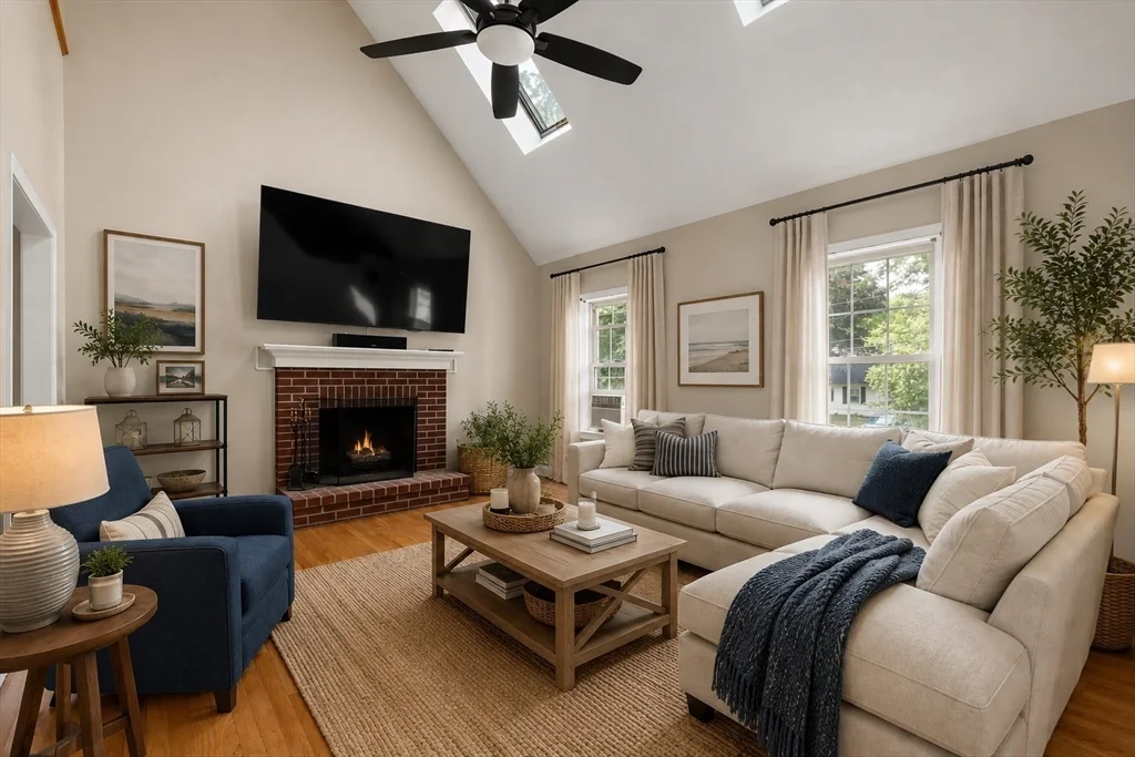 3 bed, 2 bath apartment for rent at 361 Cumberland Ave Unit 0, North Attleboro — photo 8 of 34