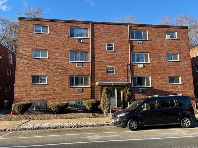2 bed, 1 bath apartment for rent at 361 Faneuil St Unit 4, Brighton — photo 13 of 13