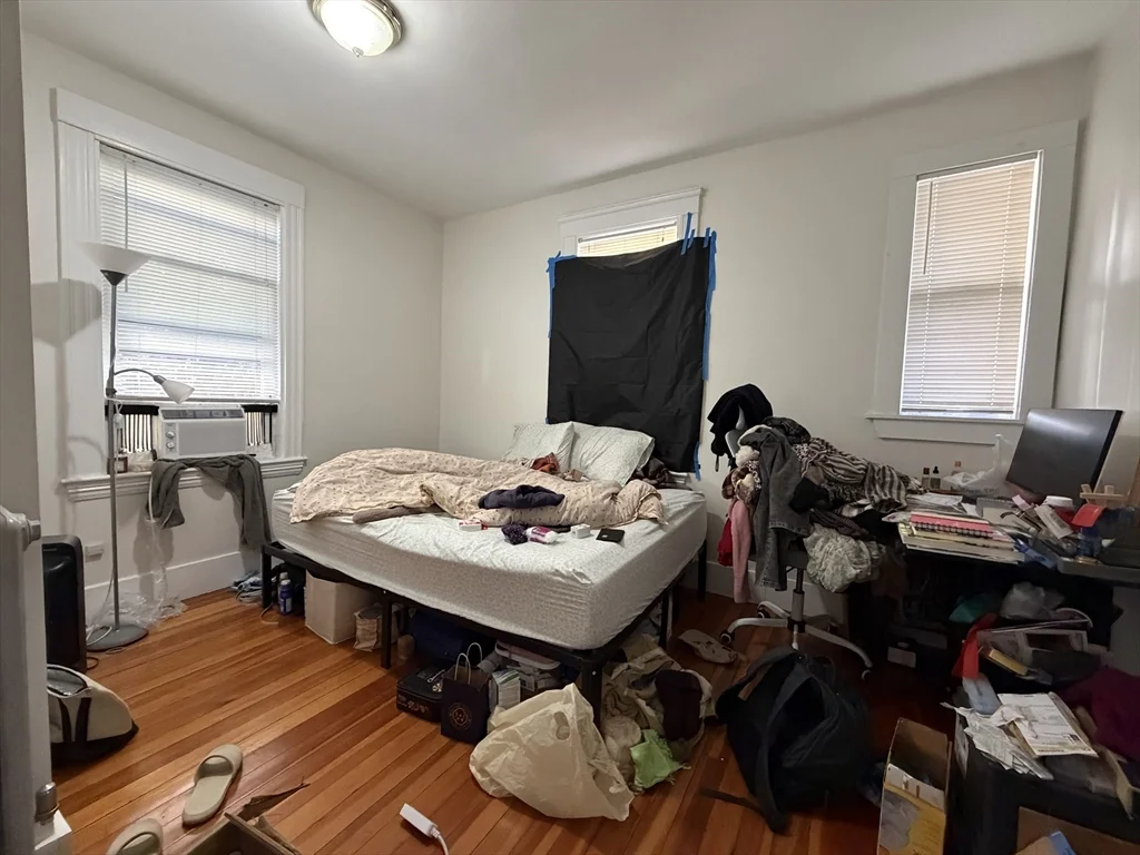 3 bed, 1 bath apartment for rent at 361 Washington St Unit 1L, The Port — photo 10 of 14