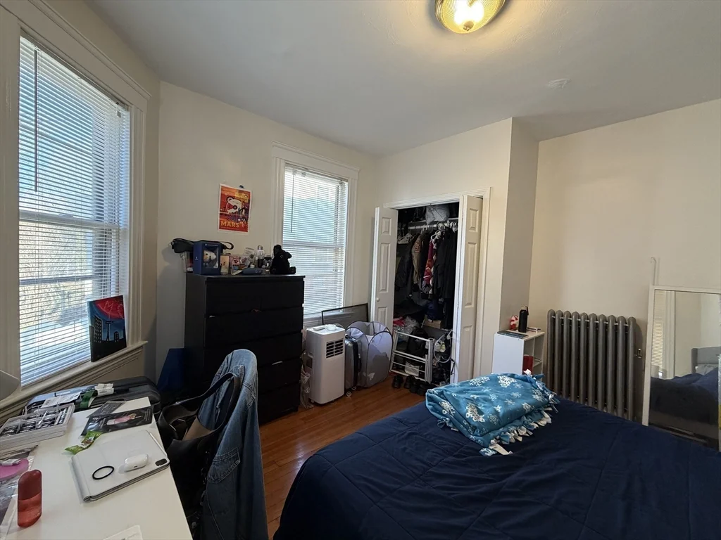 3 bed, 1 bath apartment for rent at 361 Washington St Unit 1L, The Port — photo 7 of 14