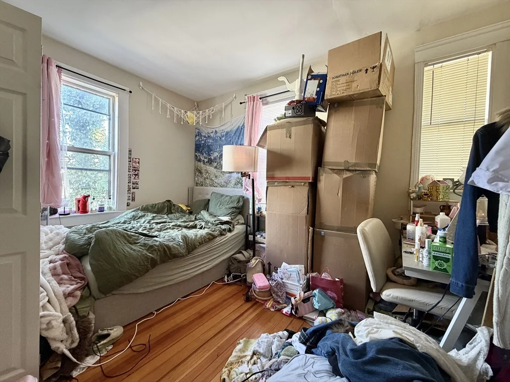 3 bed, 1 bath apartment for rent at 361 Washington St Unit 2L, Central Square — photo 8 of 12