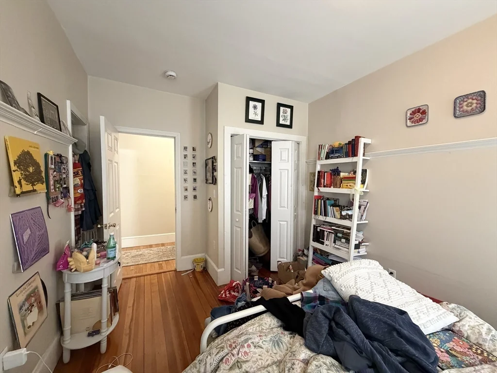3 bed, 1 bath apartment for rent at 361 Washington St Unit 3R, The Port — photo 9 of 13