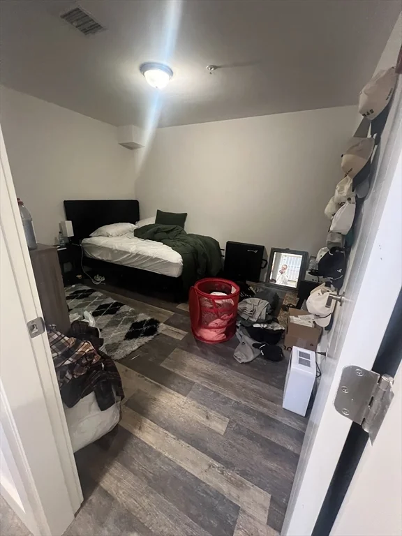 3 bed, 3 bath apartment for rent at 362-364 W 4th St Unit 1, South Boston — photo 15 of 20