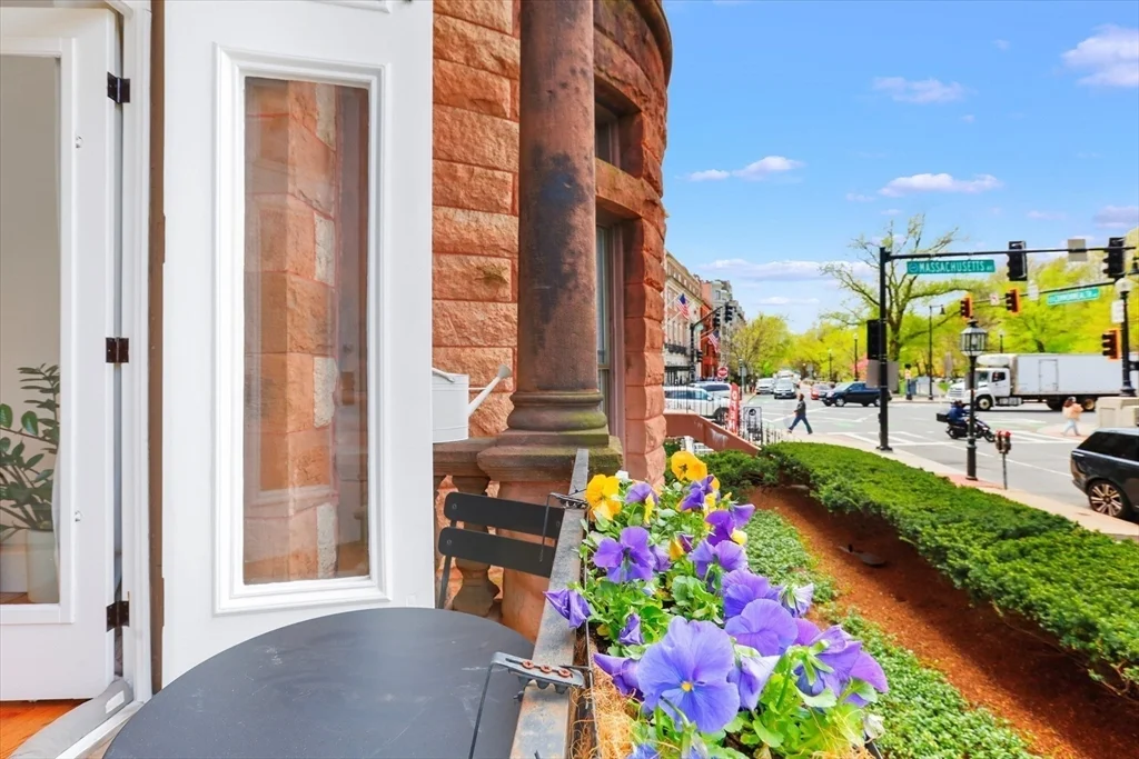 2 bed, 1 bath apartment for rent at 362 Commonwealth Ave Unit 1A, Back Bay — photo 18 of 20