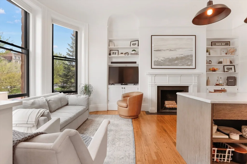 2 bed, 1 bath apartment for rent at 362 Commonwealth Ave Unit 1A, Back Bay — photo 5 of 20