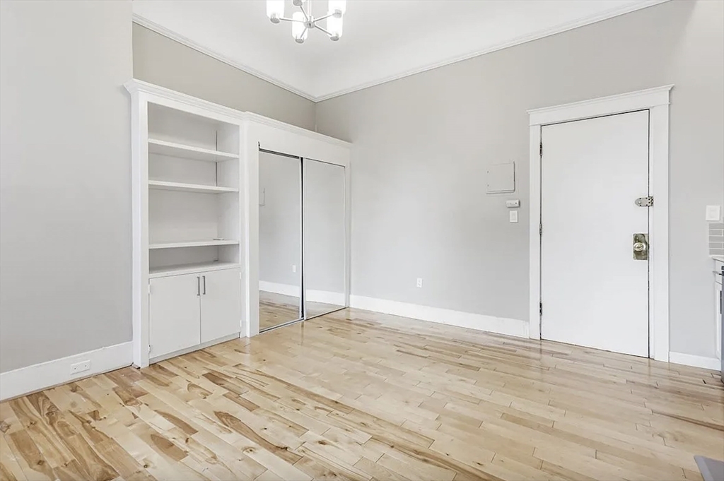 Studio bed, 1 bath apartment for rent at 362 Commonwealth Ave Unit 1C, Back Bay — photo 3 of 7