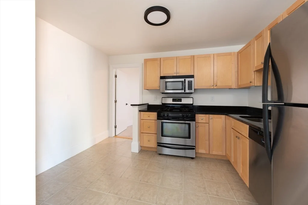1 bed, 1 bath apartment for rent at 362 Commonwealth Ave Unit 4E, Back Bay — photo 10 of 24
