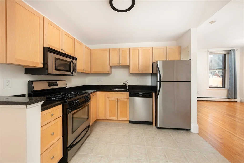 1 bed, 1 bath apartment for rent at 362 Commonwealth Ave Unit 4E, Back Bay — photo 11 of 24
