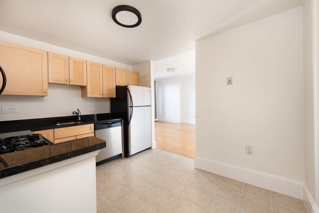 1 bed, 1 bath apartment for rent at 362 Commonwealth Ave Unit 4E, Back Bay — photo 13 of 24