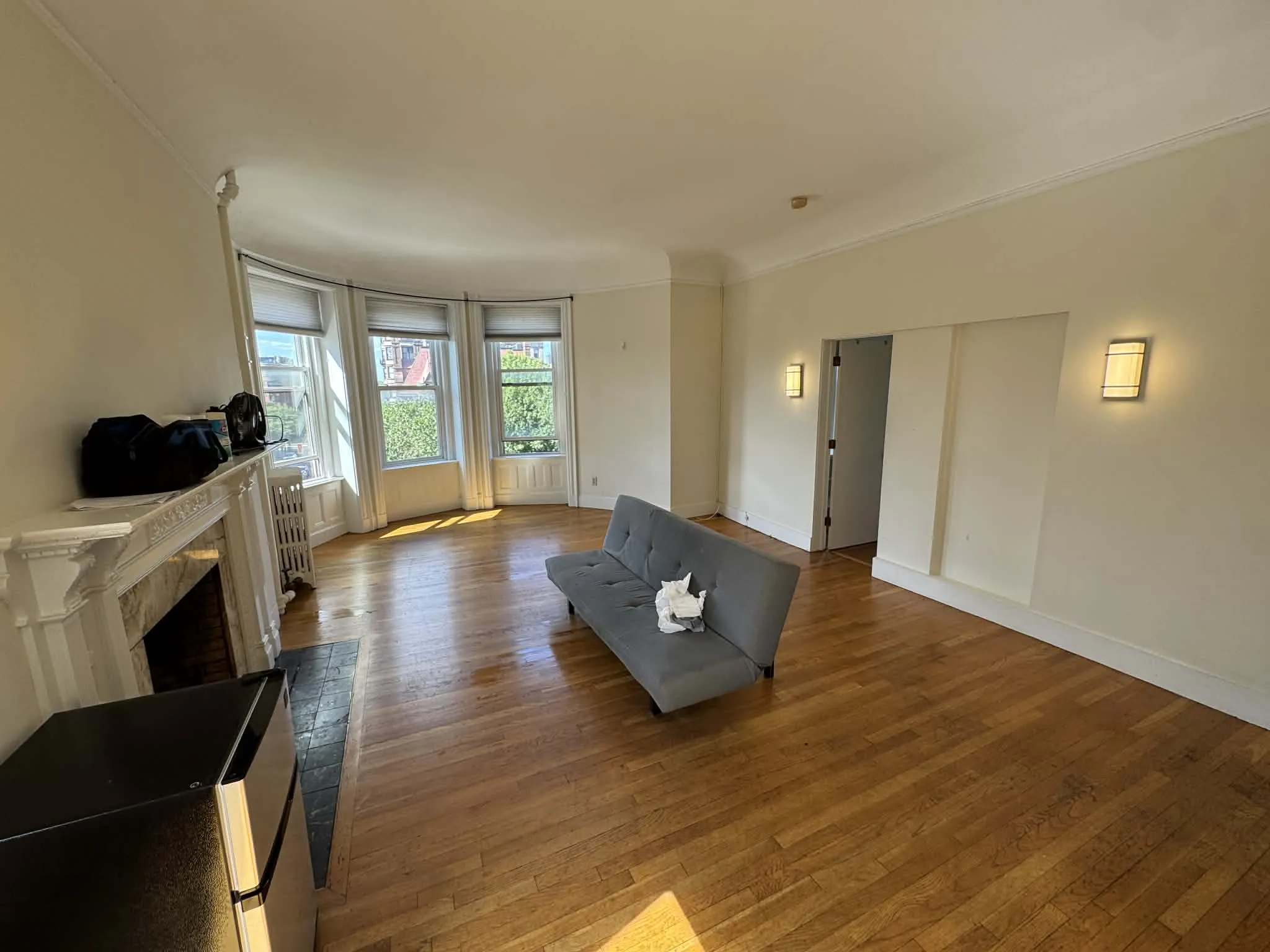 2 bed, 2 bath apartment for rent at 362 Commonwealth Ave Unit 4G, Back Bay — photo 2 of 15