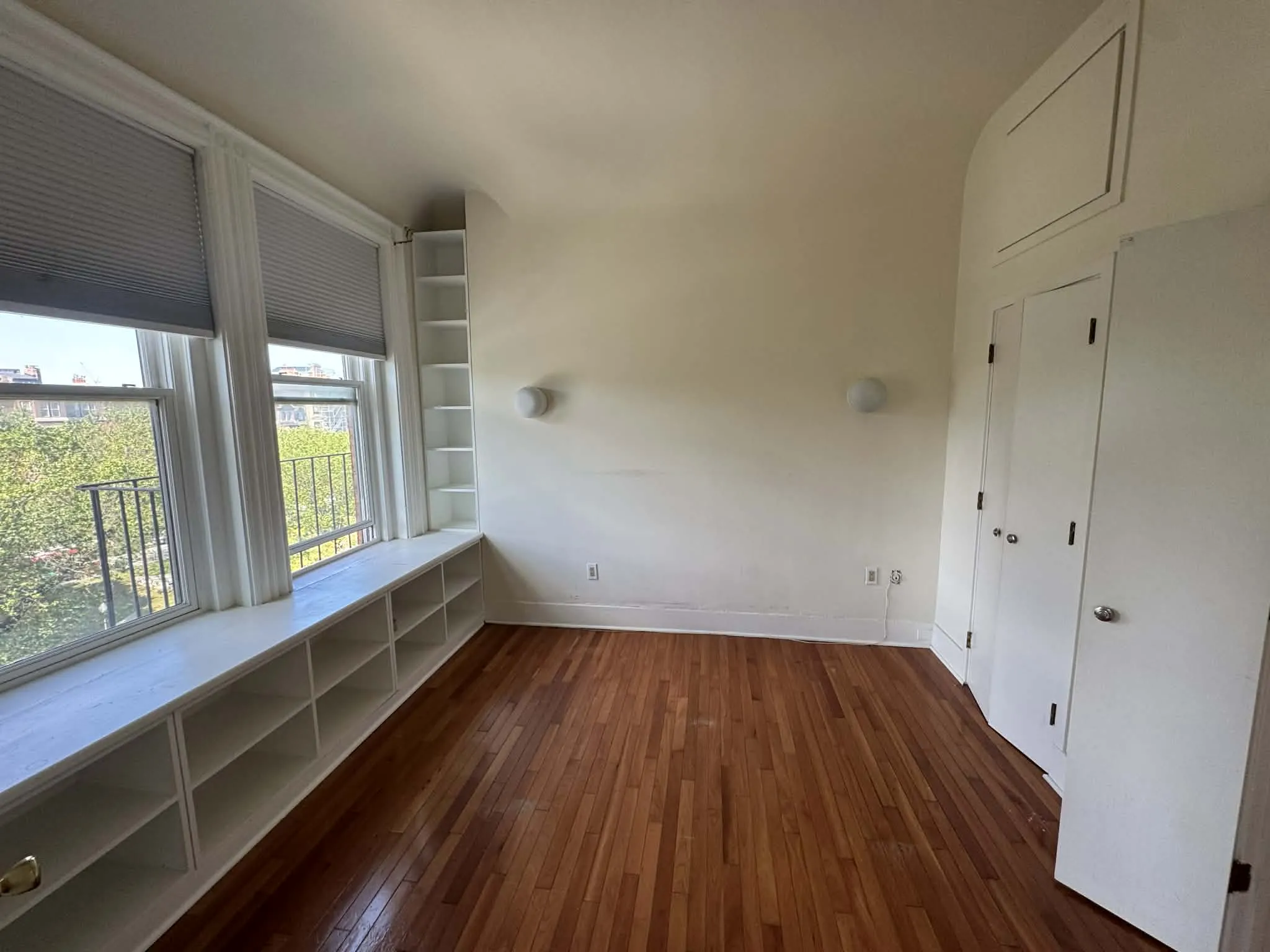 2 bed, 2 bath apartment for rent at 362 Commonwealth Ave Unit 4G, Back Bay — photo 8 of 15