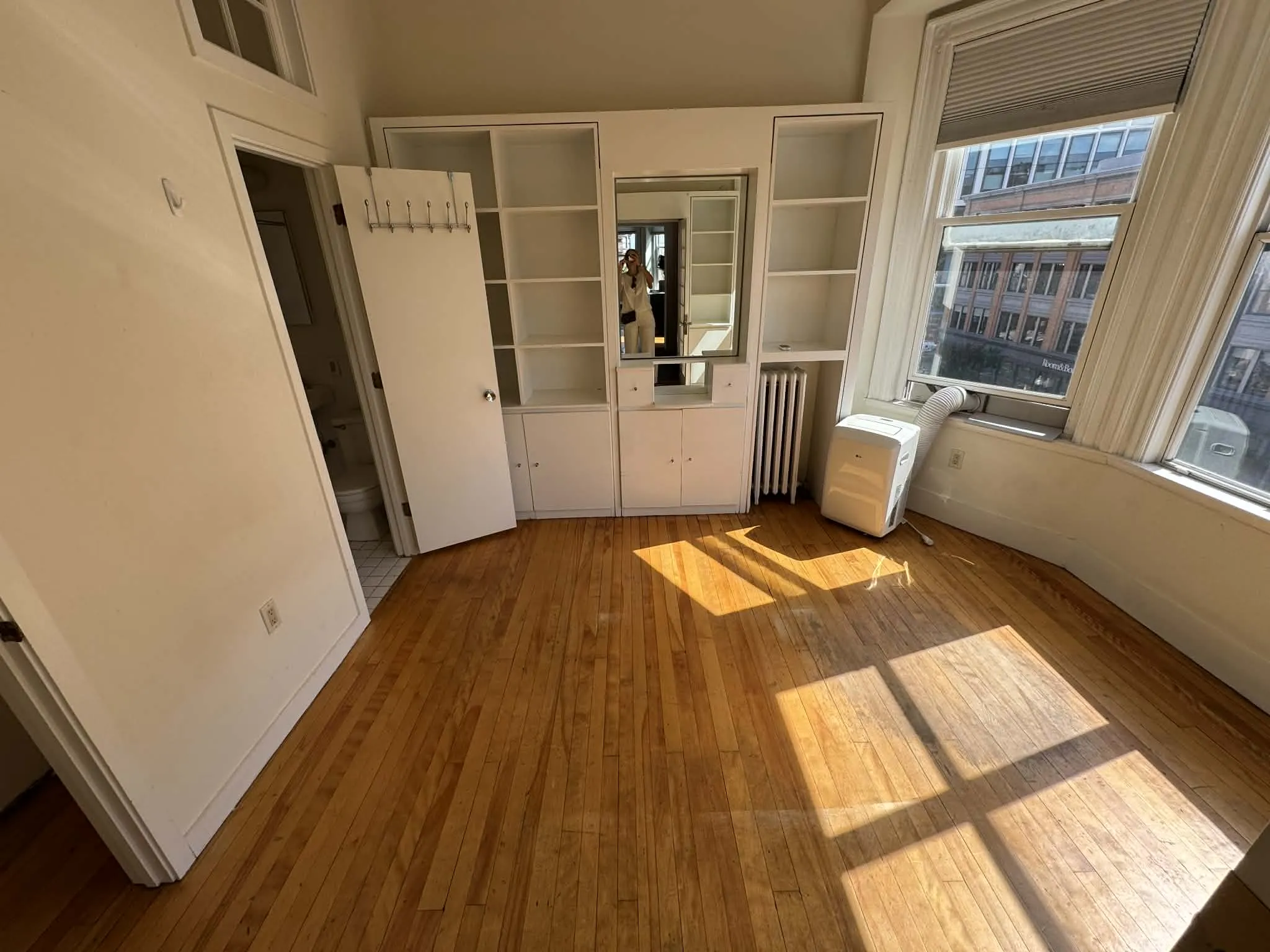2 bed, 2 bath apartment for rent at 362 Commonwealth Ave Unit 4G, Back Bay — photo 4 of 15