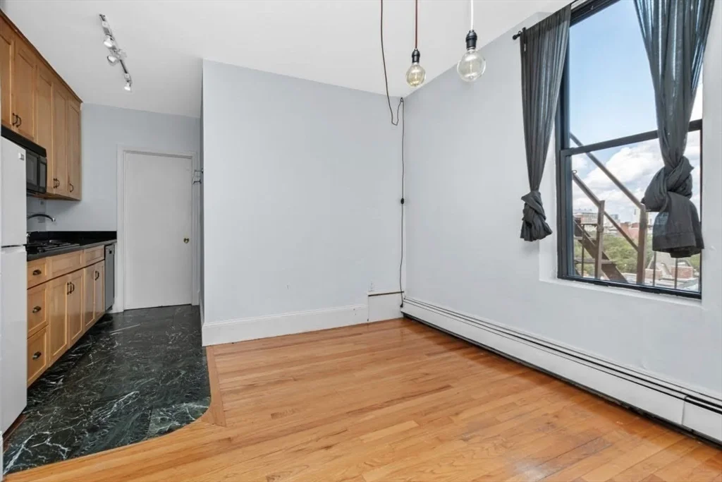 1 bed, 1 bath apartment for rent at 362 Commonwealth Ave Unit 6E, Back Bay — photo 4 of 17