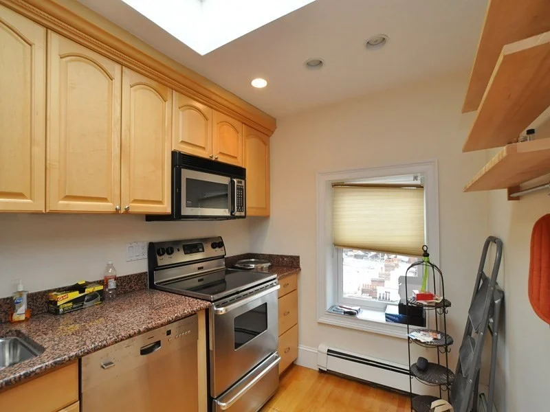 1 bed, 1 bath apartment for rent at 362 Commonwealth Ave Unit PHB, Back Bay — photo 4 of 17