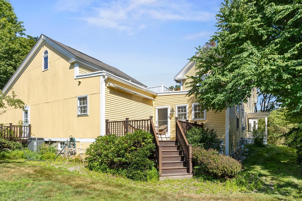 3 bed, 2 bath apartment for rent at 362 King St Unit 1, Littleton — photo 5 of 35