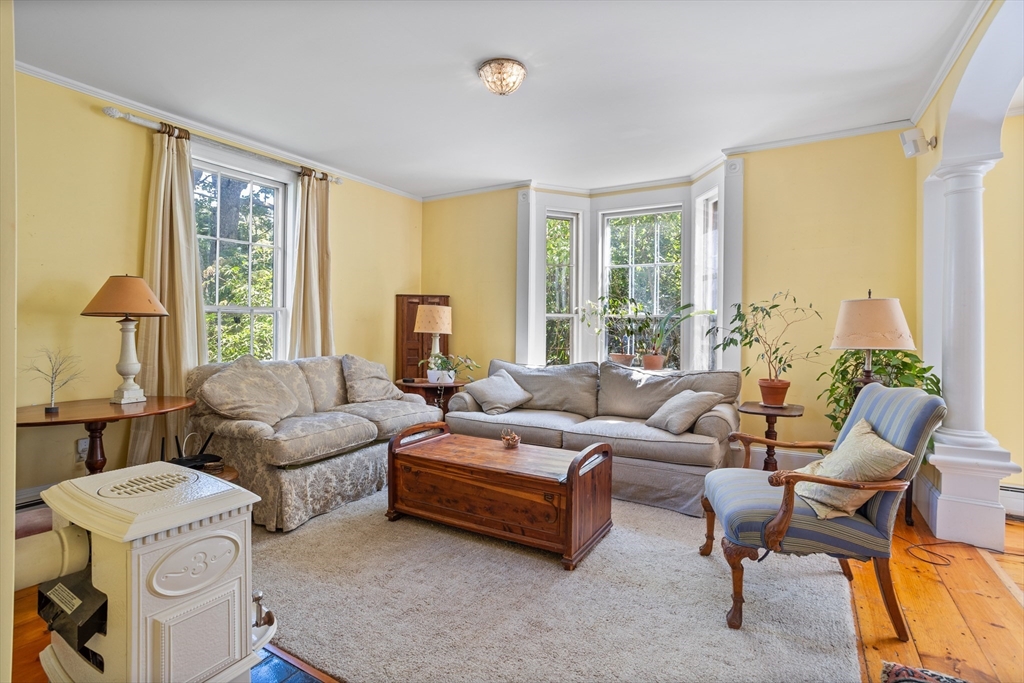 3 bed, 2 bath apartment for rent at 362 King St Unit 1, Littleton — photo 11 of 35