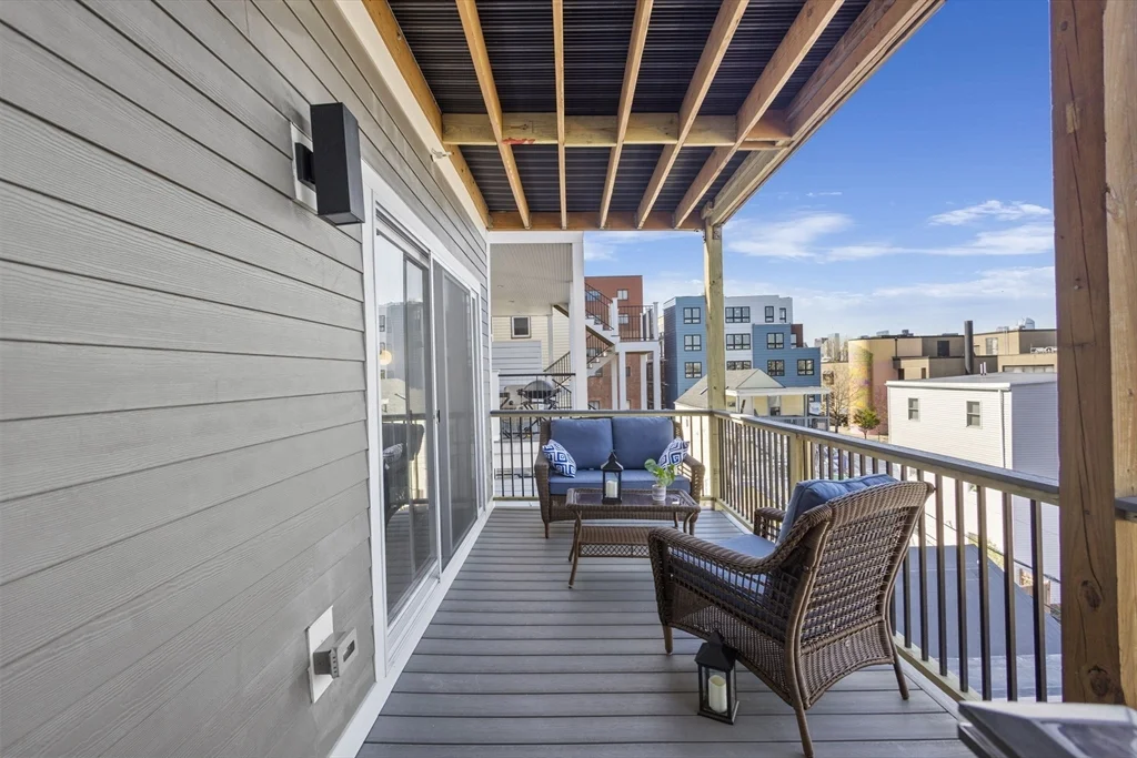 3 bed, 2 bath apartment for rent at 362 Meridian St Unit Ph, Central Square — photo 4 of 26