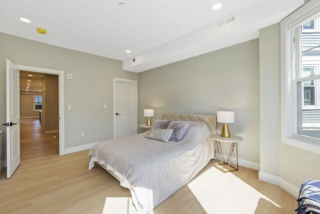 3 bed, 2 bath apartment for rent at 362 Meridian St Unit Ph, Central Square — photo 19 of 26