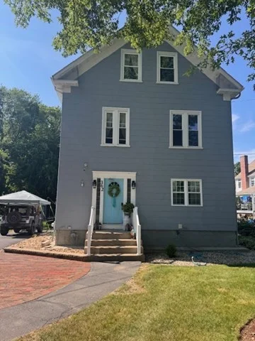 1 bed, 1 bath apartment for rent at 362 Mt Hope St Unit 2, North Attleboro