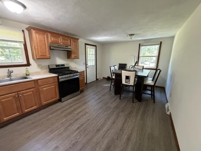 3 bed, 1 bath apartment for rent at 362 Plymouth St Unit 362, Bridgewater — photo 7 of 21
