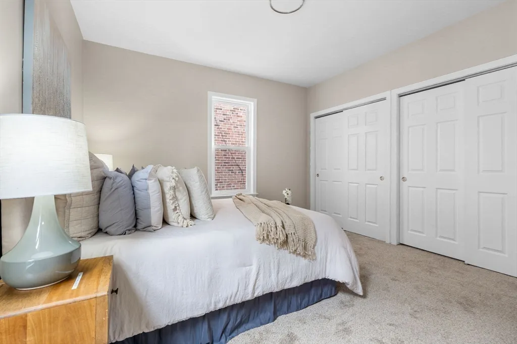 4 bed, 3 bath apartment for rent at 362 Silver St Unit 1, South Boston — photo 21 of 25