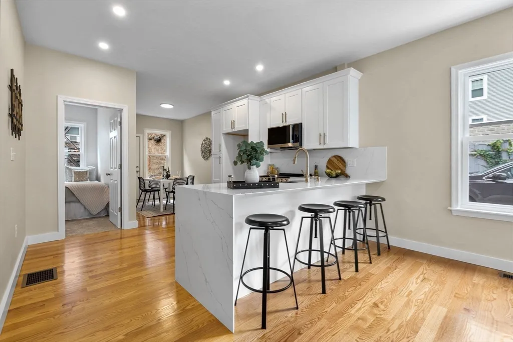 4 bed, 3 bath apartment for rent at 362 Silver St Unit 1, South Boston — photo 6 of 25