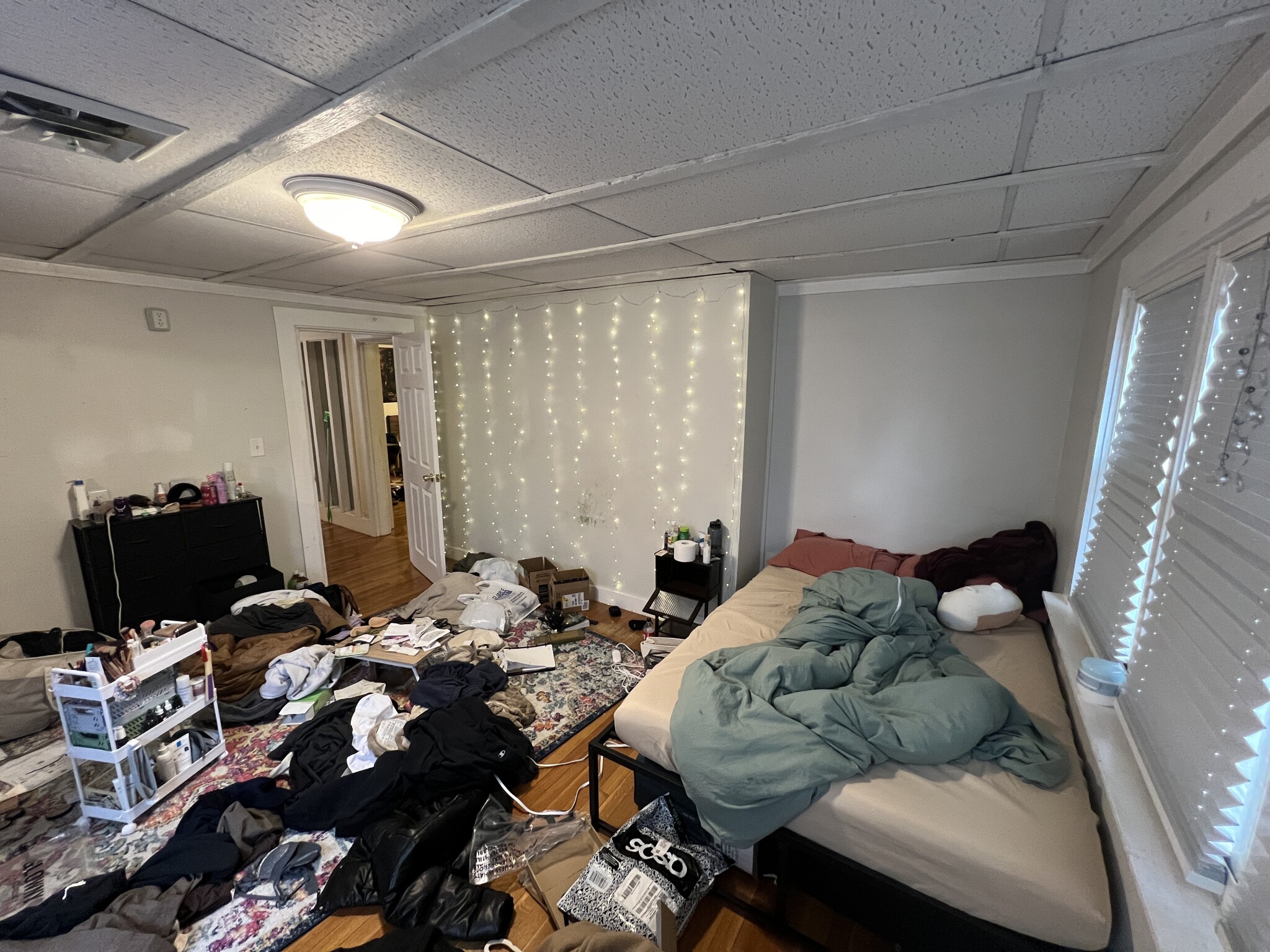 2 bed, 1.5 bath apartment for rent at 363 Beacon St Unit 1, Ward Two — photo 14 of 37