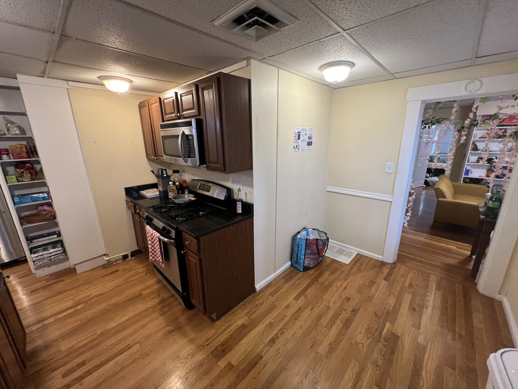 2 bed, 1.5 bath apartment for rent at 363 Beacon St Unit 1, Ward Two — photo 20 of 37