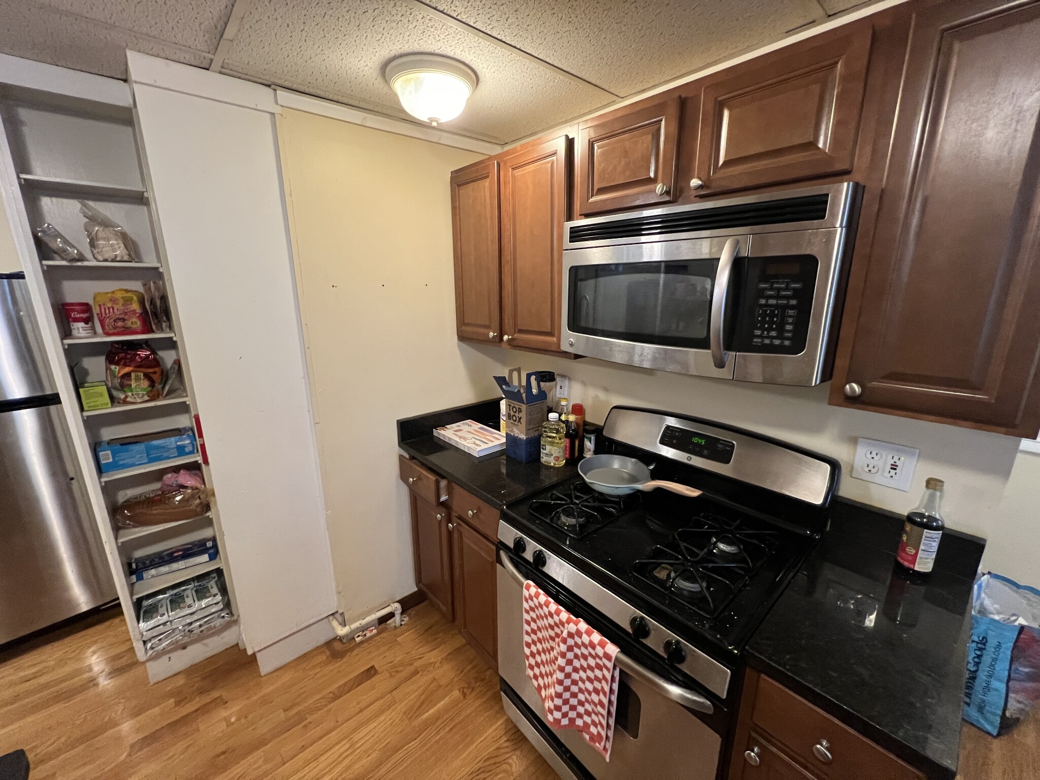 2 bed, 1.5 bath apartment for rent at 363 Beacon St Unit 1, Ward Two — photo 22 of 37