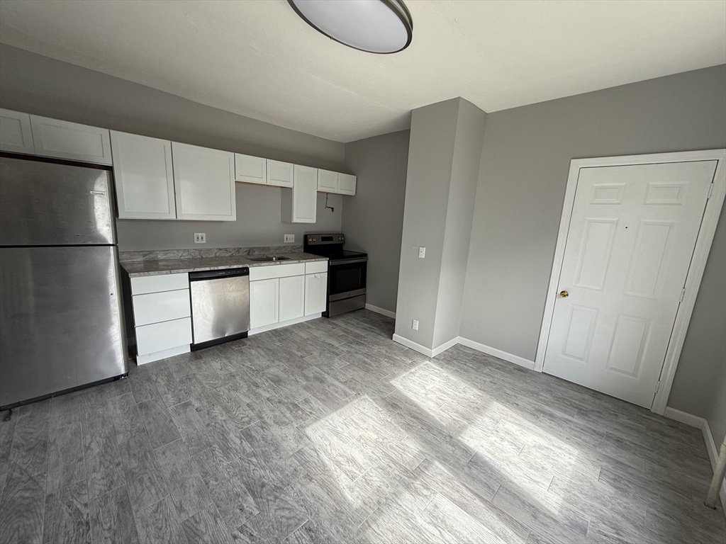 3 bed, 1 bath apartment for rent at 363 Broadway Unit 1, North Attleboro — photo 15 of 23