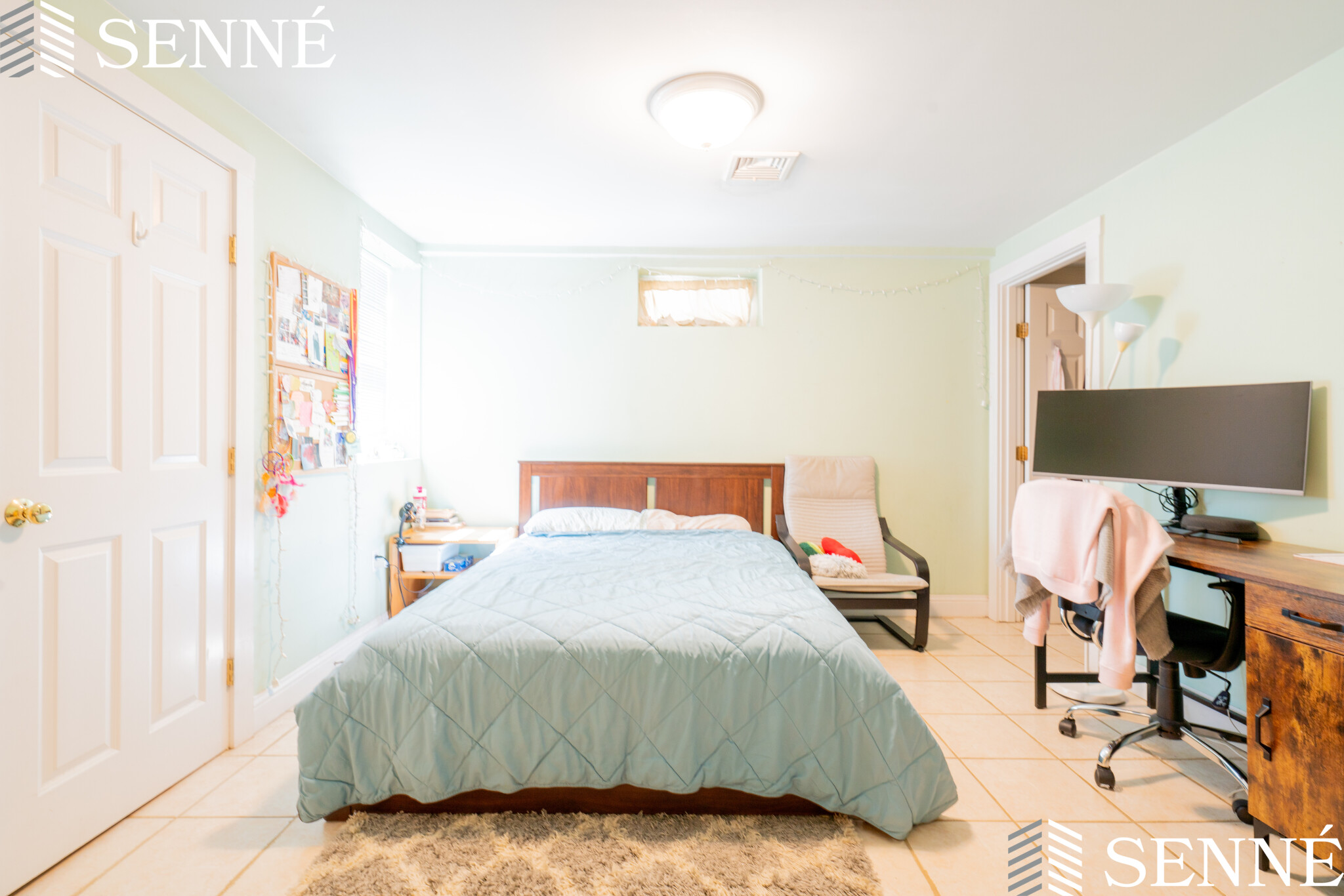 4 bed, 2 bath apartment for rent at 363 Cardinal Medeiros Ave Unit 363, Wellington-Harrington — photo 6 of 11