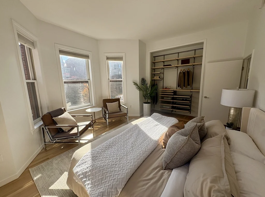 2 bed, 1 bath apartment for rent at 363 Marlborough St Unit 5, Back Bay — photo 4 of 10