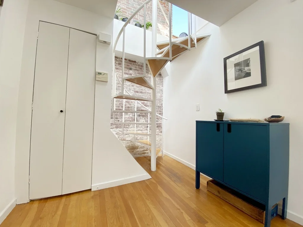 2 bed, 1 bath apartment for rent at 363 Marlborough St Unit 8, Back Bay — photo 11 of 25