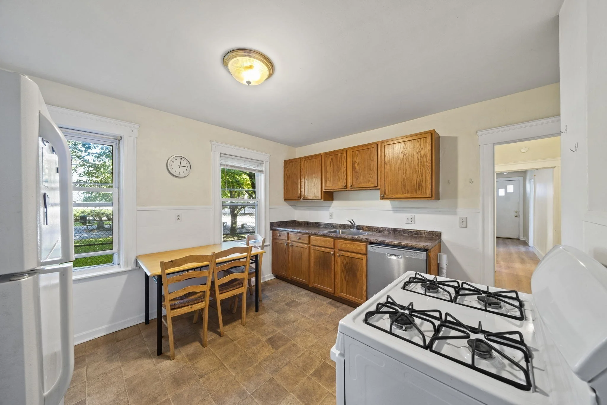 4 bed, 2 bath apartment for rent at 363 Washington St Unit 1, Somerville — photo 17 of 22