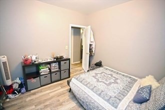 3 bed, 1 bath apartment for rent at 364 Ashley Unit 2 East, North — photo 8 of 11