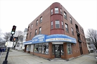 3 bed, 1 bath apartment for rent at 364 Ashley Unit 2 East, North — photo 1 of 11