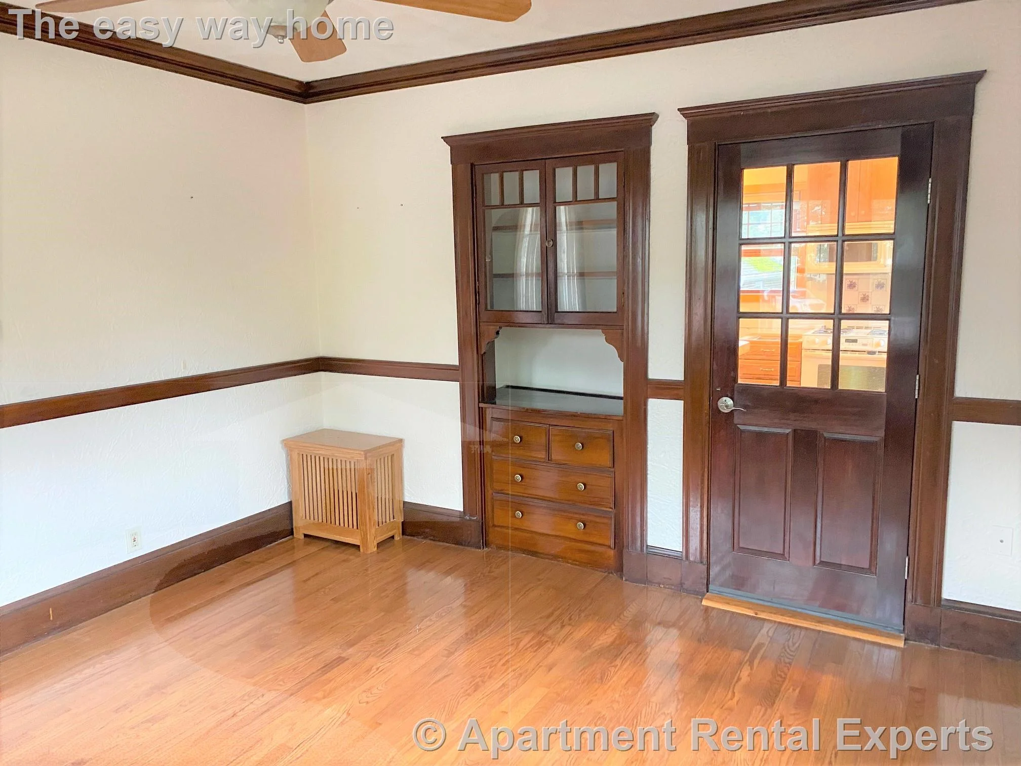 3 bed, 3 bath apartment for rent at 364 Auburndale Ave, Auburndale — photo 6 of 22