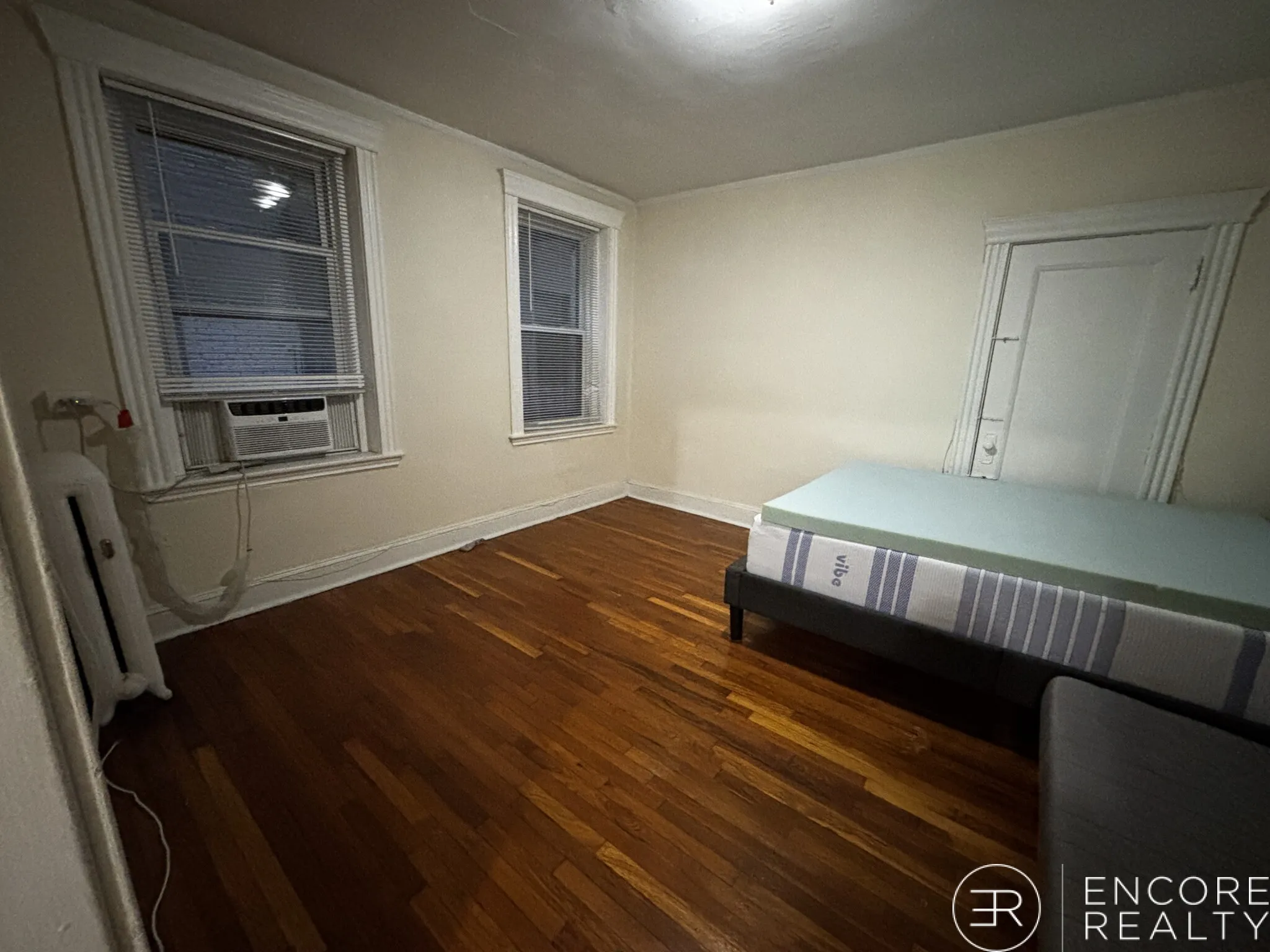 Studio bed, 1 bath apartment for rent at 364 Riverway Unit 15, Mission Hill — photo 8 of 12