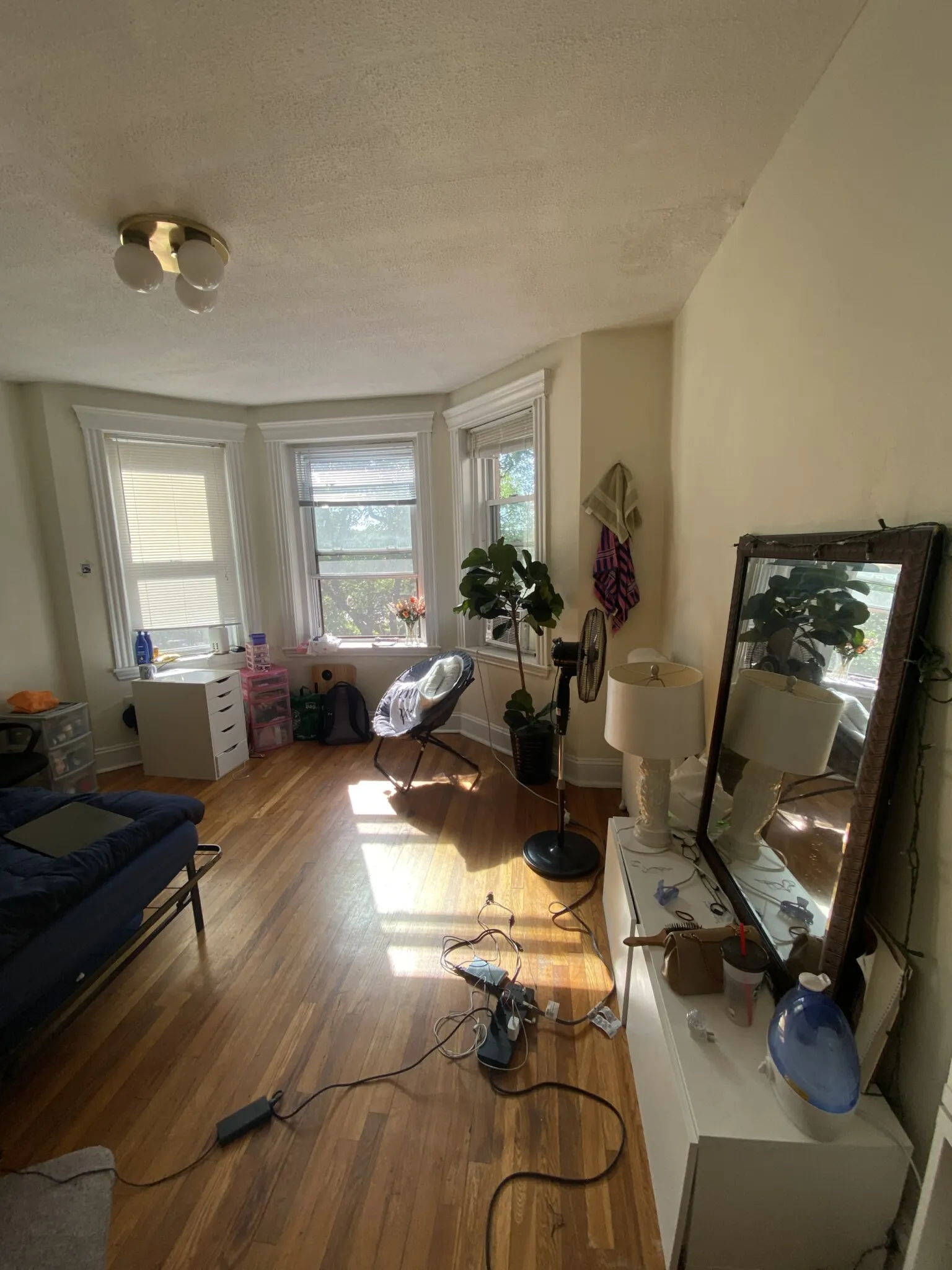 1 bed, 1 bath apartment for rent at 364 Riverway Unit 17, Mission Hill — photo 5 of 13