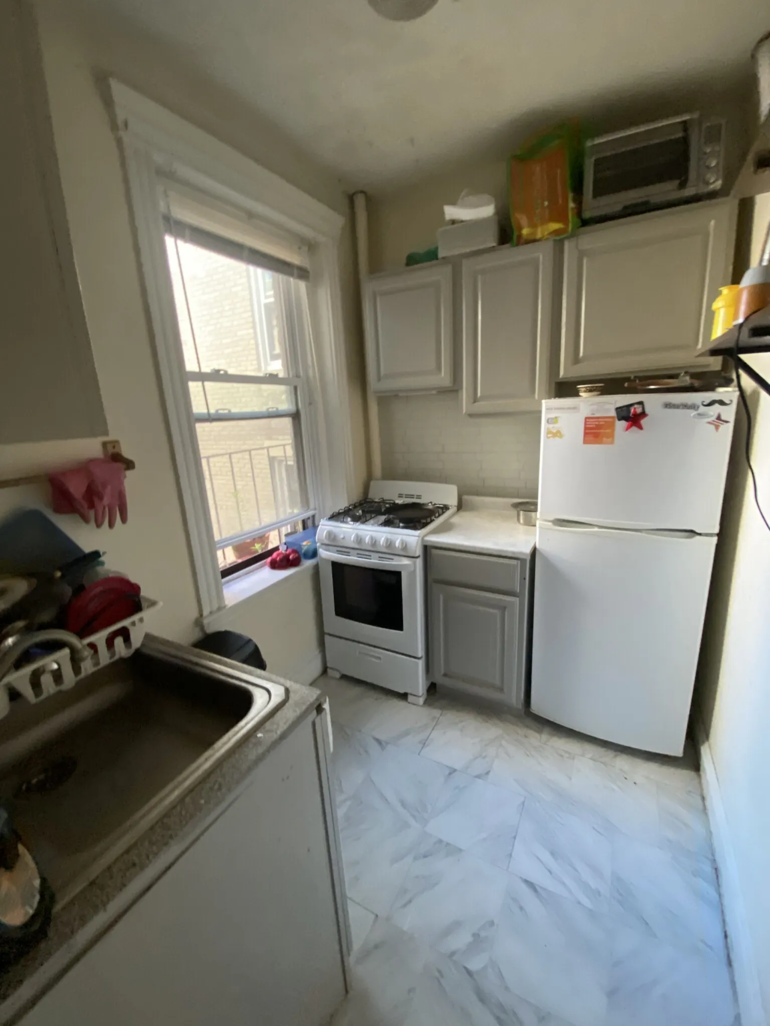 1 bed, 1 bath apartment for rent at 364 Riverway Unit 17, Mission Hill — photo 1 of 13