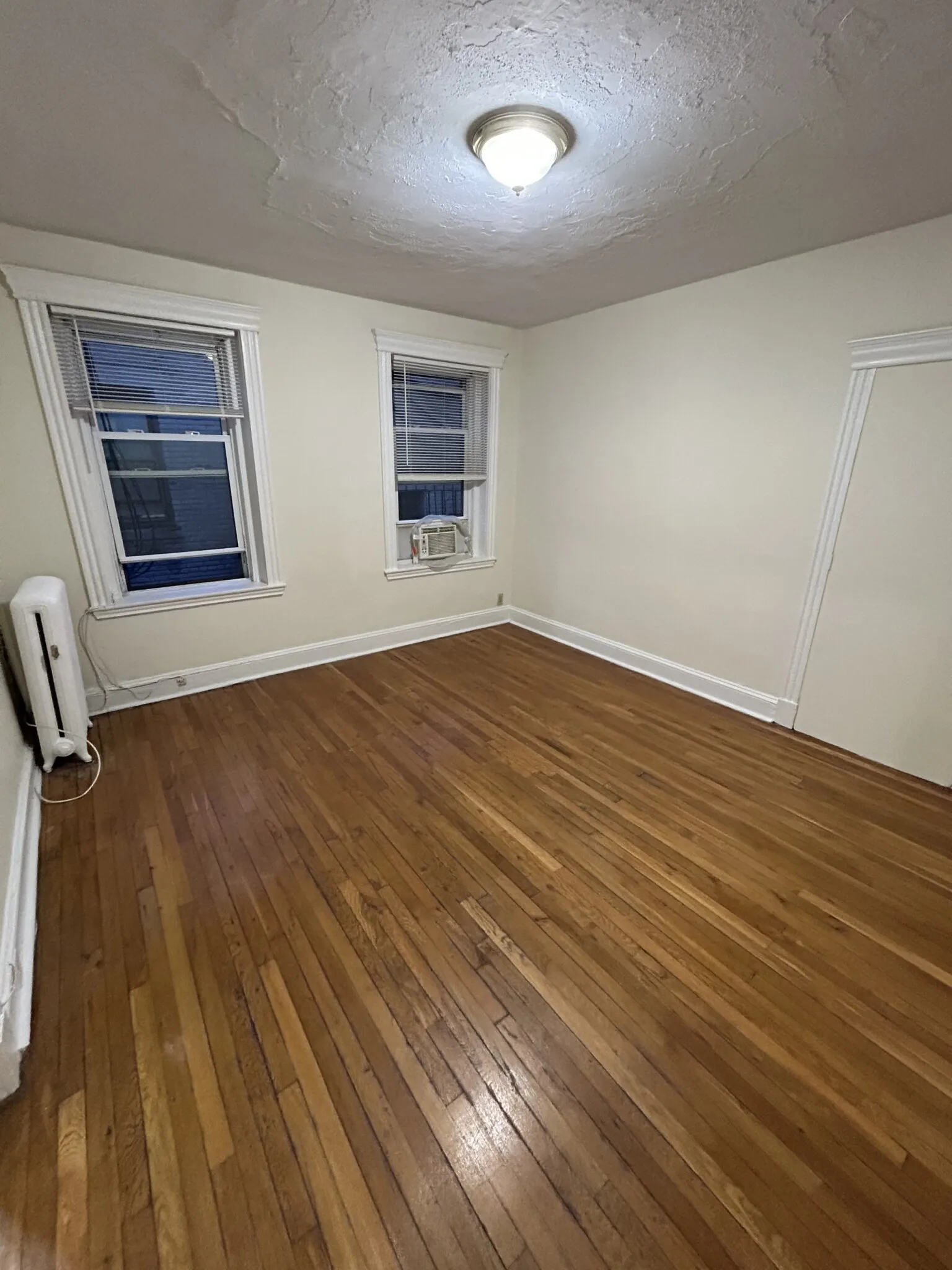 Studio bed, 1 bath apartment for rent at 364 Riverway Unit 27M, Mission Hill — photo 1 of 6