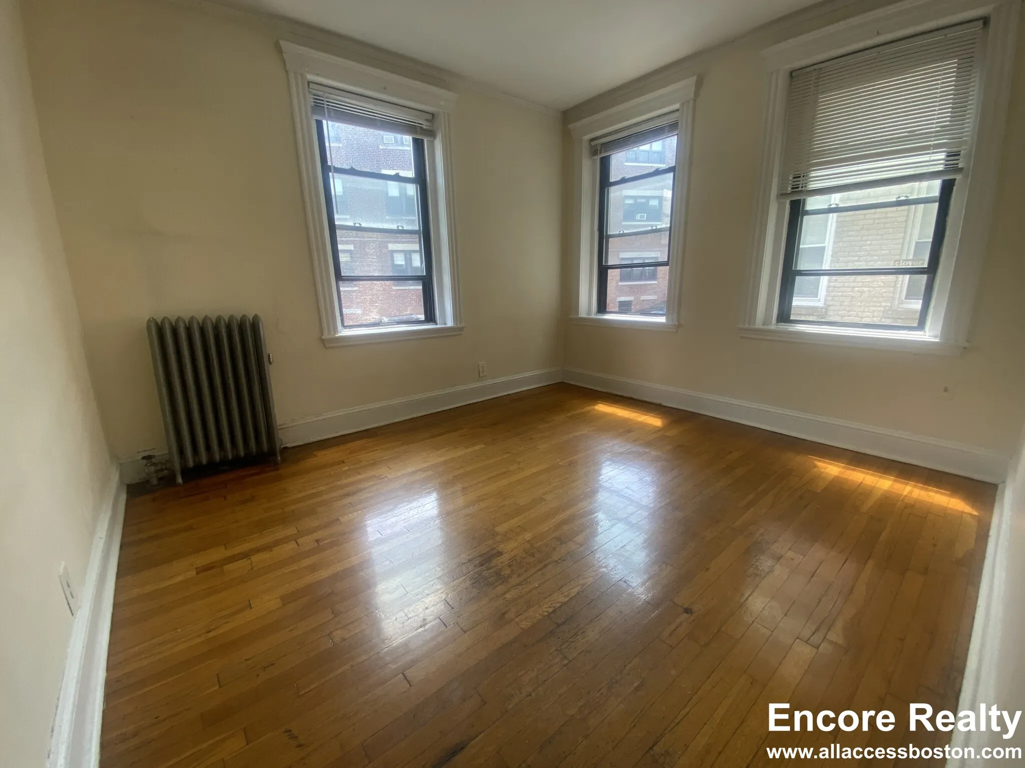 1 bed, 1 bath apartment for rent at 364 Riverway Unit 364-12, Mission Hill — photo 11 of 25