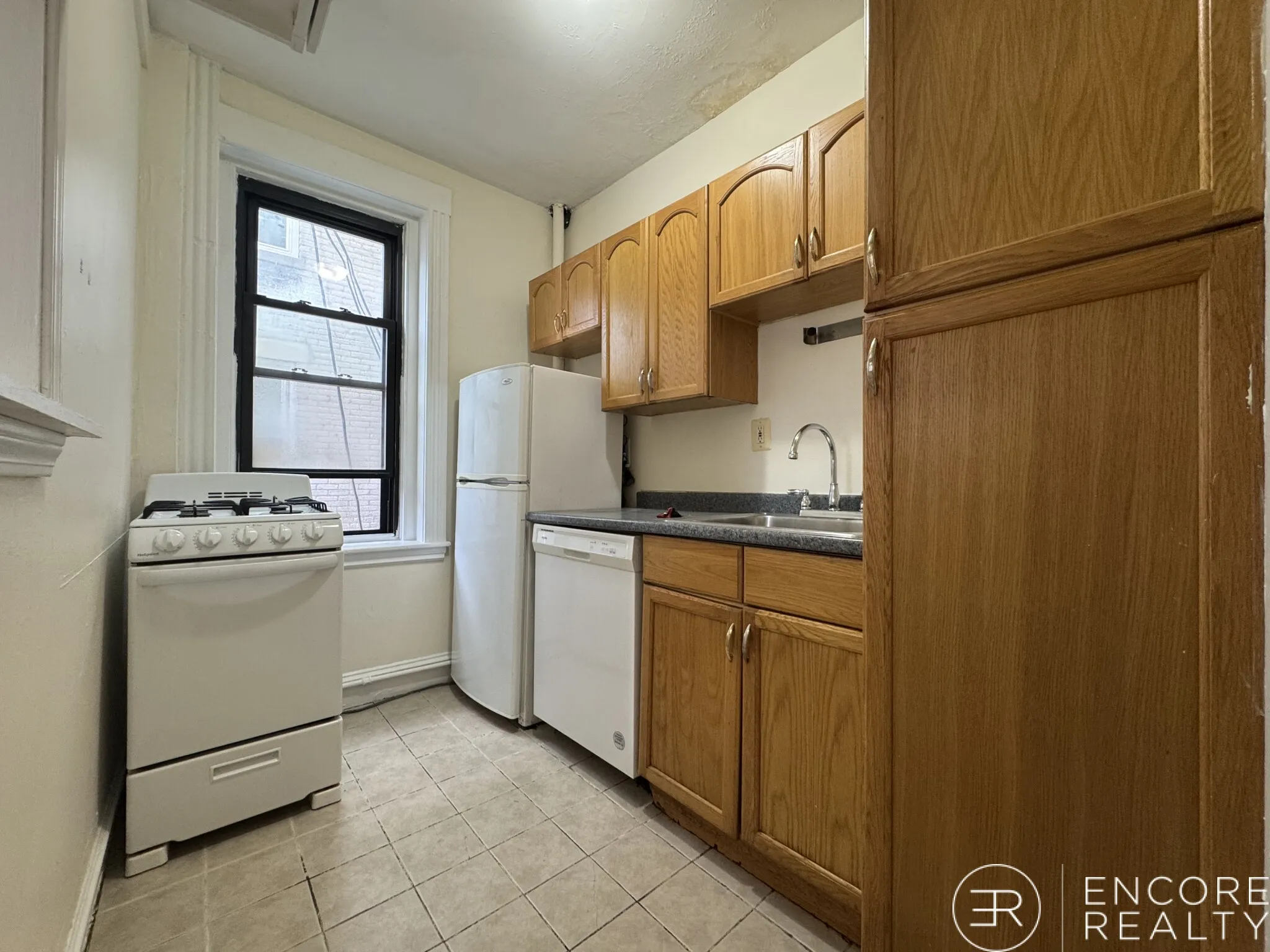 1 bed, 1 bath apartment for rent at 364 Riverway Unit 364-12, Mission Hill — photo 1 of 25