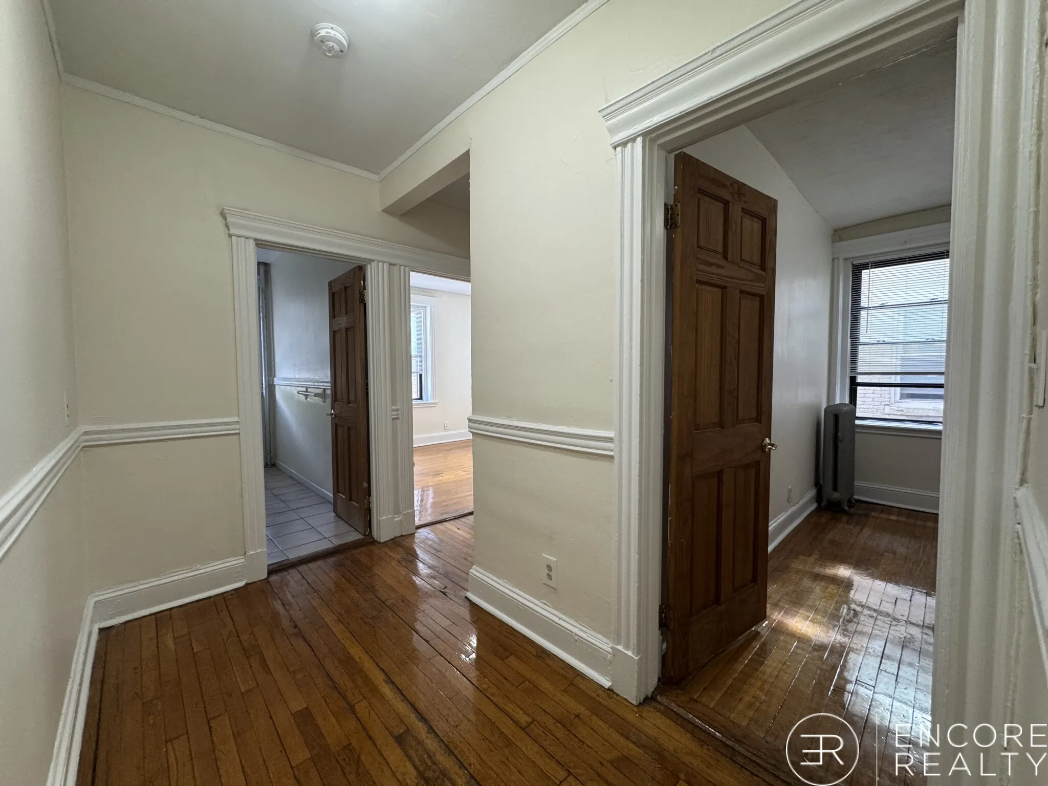 1 bed, 1 bath apartment for rent at 364 Riverway Unit 364-12, Mission Hill — photo 4 of 25