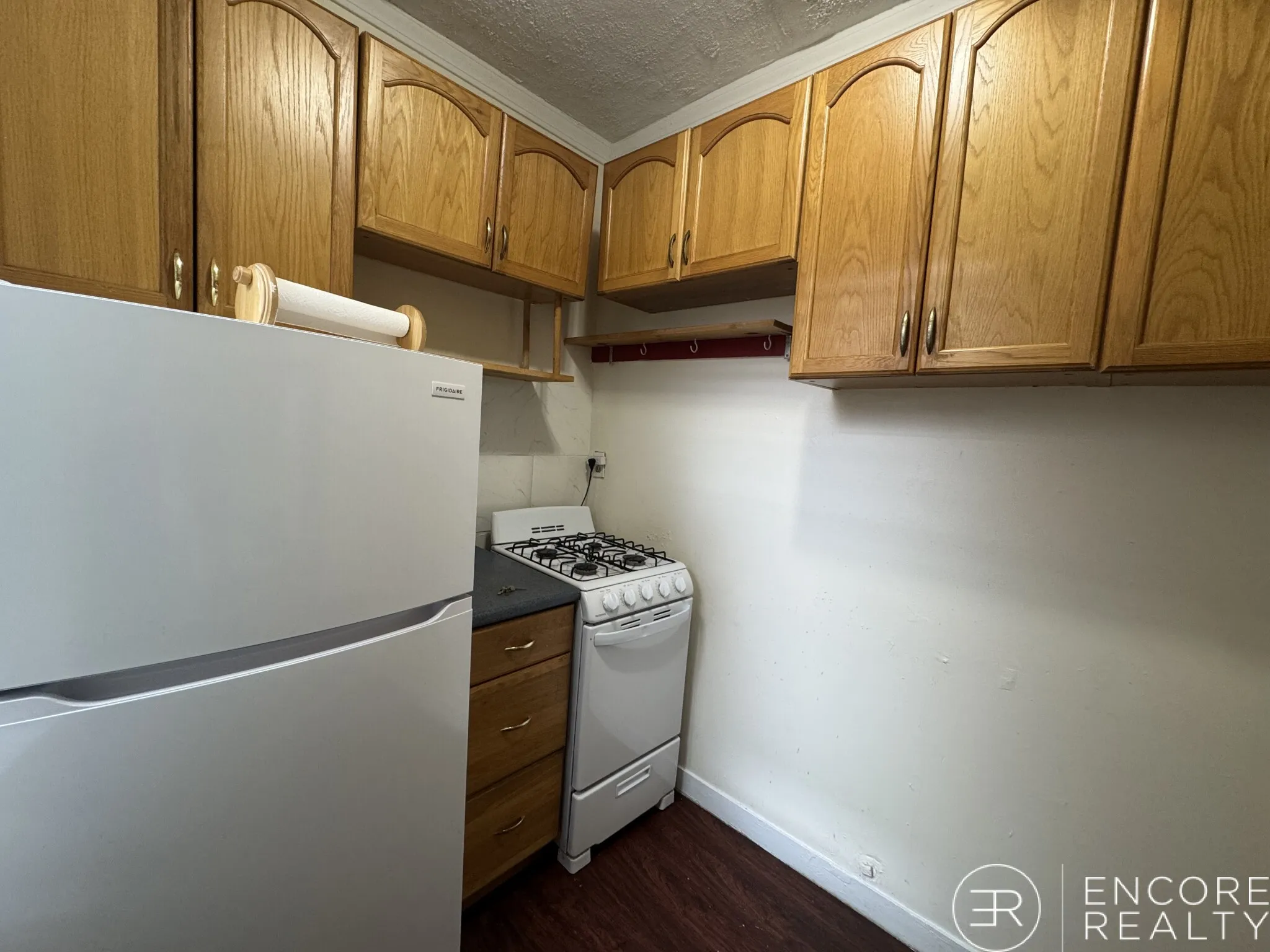 1 bed, 1 bath apartment for rent at 364 Riverway Unit 364-4, Mission Hill — photo 3 of 22